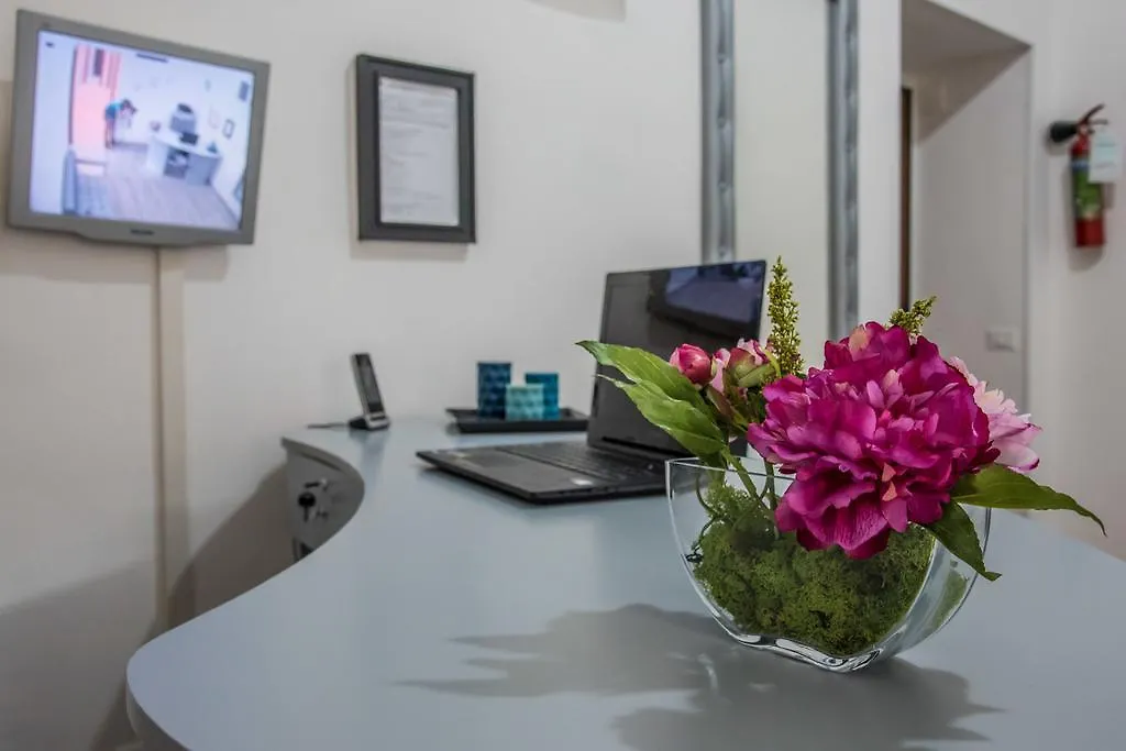 Grandis Rooms روما بيت ضيافة