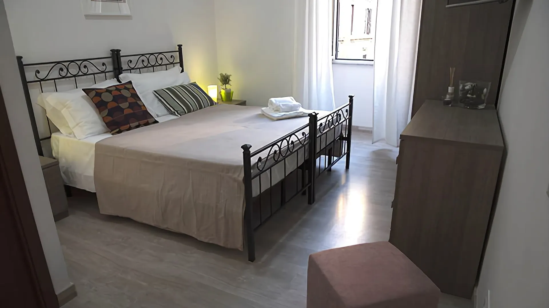 ** بيت ضيافة Grandis Rooms روما إيطاليا