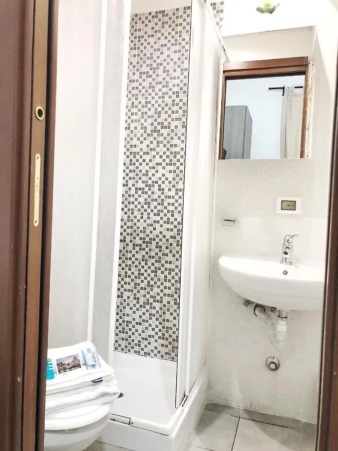 Grandis Rooms روما بيت ضيافة