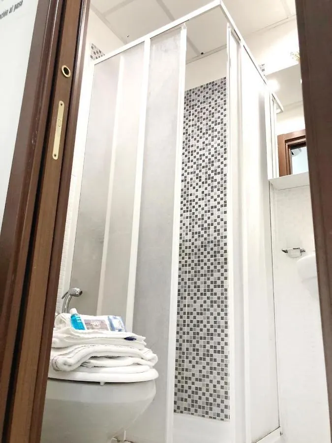 Grandis Rooms روما بيت ضيافة